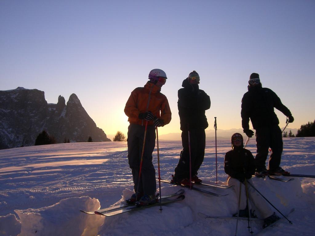 Hotel Florian Selva di Val Gardena Exterior photo